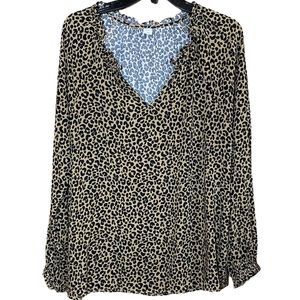 Old Navy Long Sleeved Leopard Print Woman’s Top Size Large